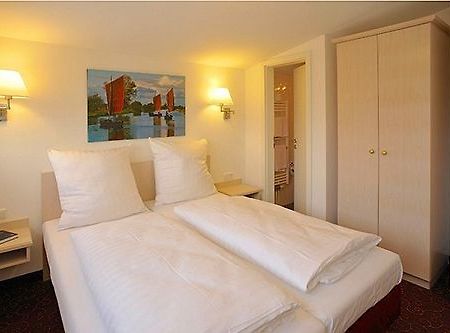 Hotel Hesse Schenefeld  Exterior photo